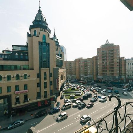 Apartment Arena City Loft Kiev Exteriör bild